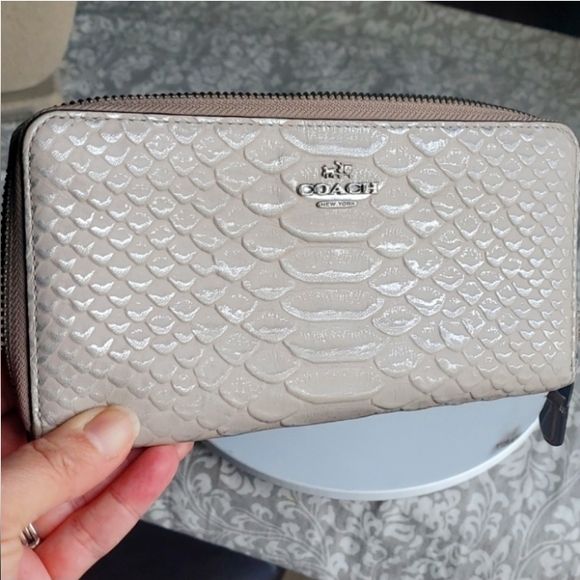 Coach Handbags - Coach Iridescent Creamy Silver Python Accordion Zip Wallet